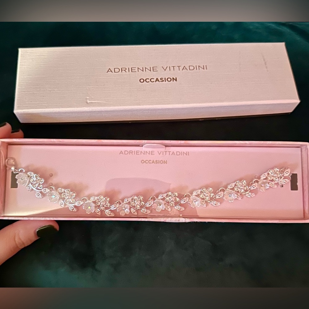 NIB ADRIENNE VITTADINI Floral Silver Bracelet